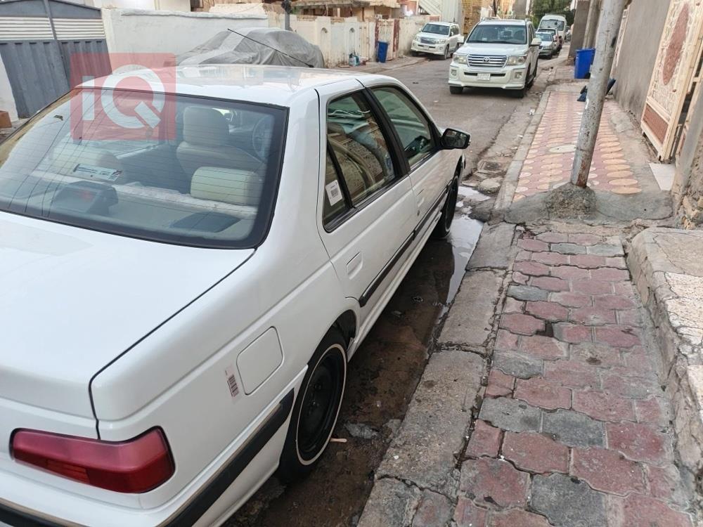 بيجو بارس